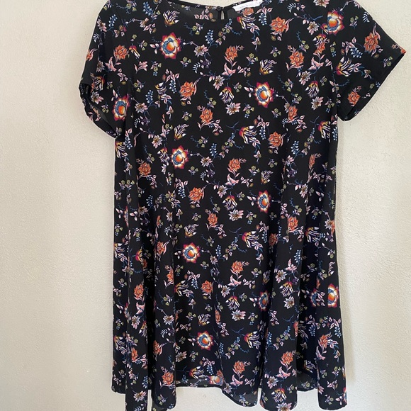 Perfect Condition Lush Dress - Picture 3 of 6